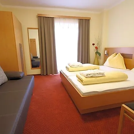 Panoramadorf Saualpe Resort 3*