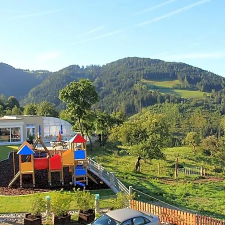 Resort Panoramadorf Saualpe 3*