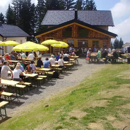 Ośrodek wypoczynkowy Panoramadorf Saualpe 3*